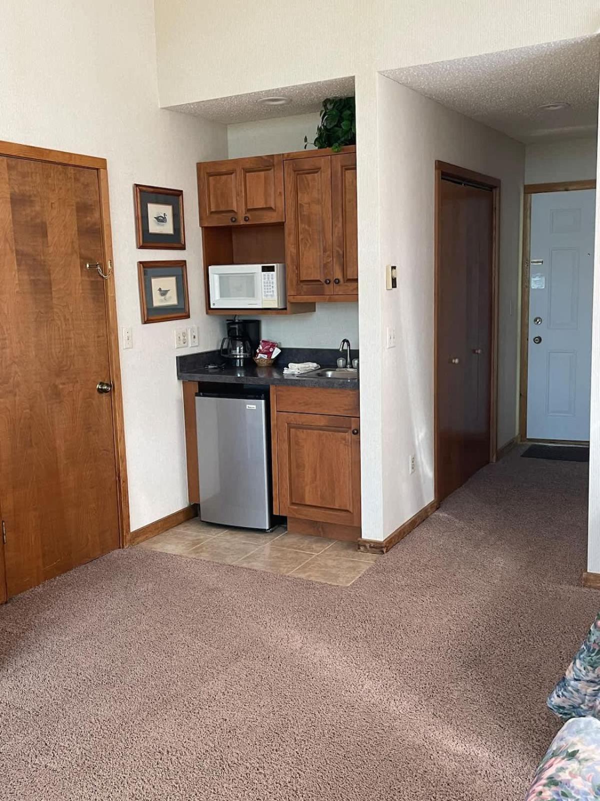 Top Floor Luxury, Sauna, Private Pool, Lake Bellaire Beach, 5 Beds, 4 Full Bath Exterior photo